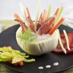 Pinzimonio nel finocchio con salsa allo yogurt 1 pinzimonio nel finocchio