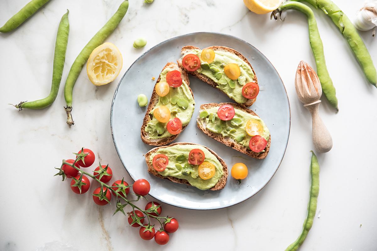 Ricette con le fave: le migliori ricette originali e leggere 14 ricette con le fave bruschette con hummus