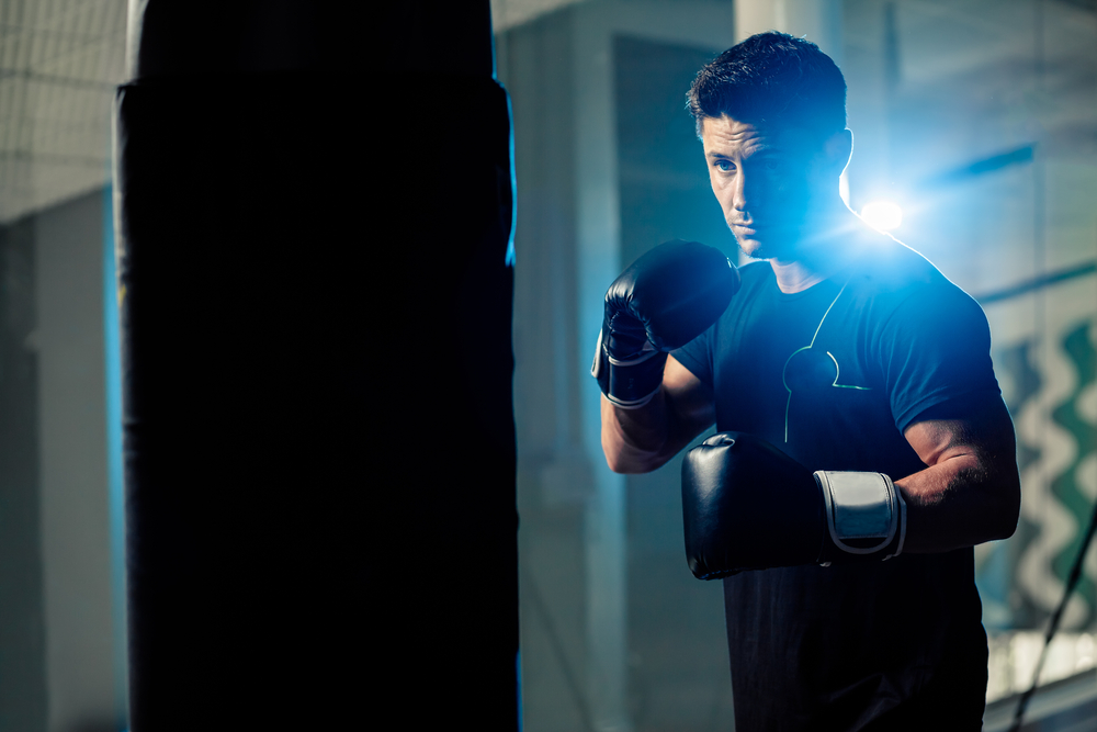 Tonificati col sacco da boxe: il programma per lui e per lei 1 sacco da boxe: allenamento per uomini e donne