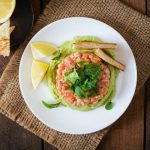 Tartare di salmone con zuppa fredda di sedano 1 tartare salmone e zuppa fredda di sedano