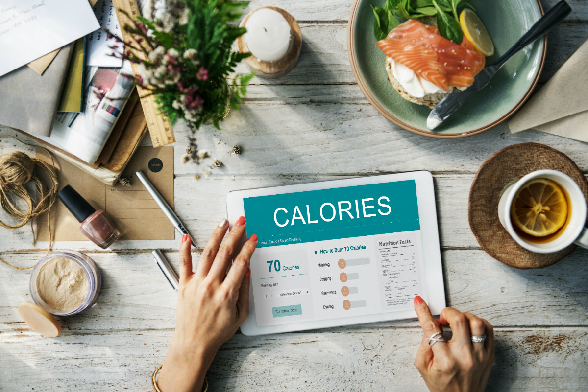 Calorie: cosa sono, le tabelle delle calorie degli alimenti e le attività per bruciarle 1 calorie negli alimenti