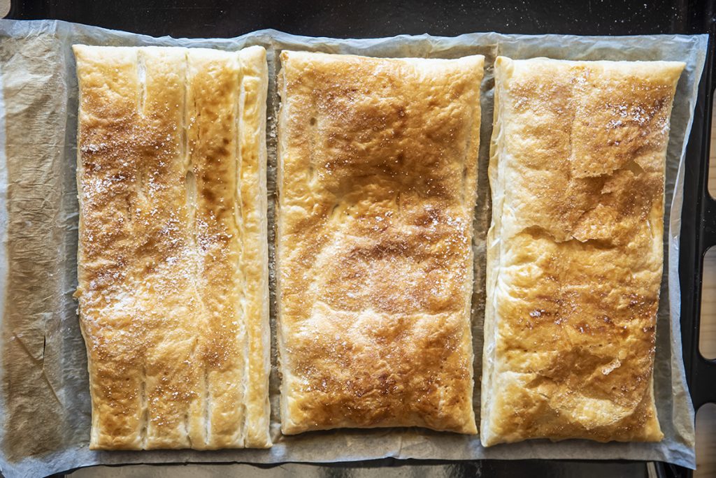 Millefoglie con ricotta, fragole e cioccolato 3 millefoglie tre