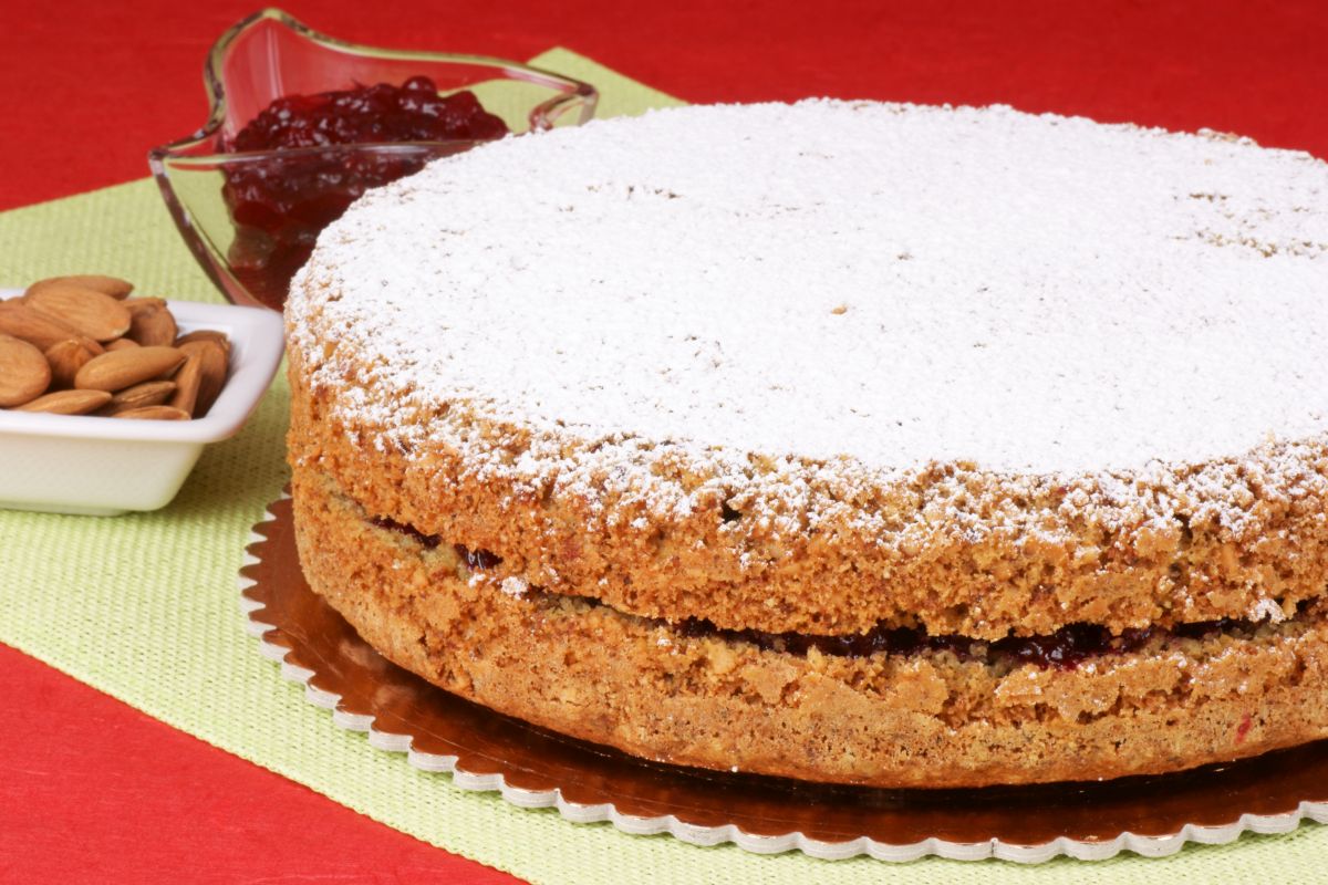 Dolci senza glutine facili e leggeri: 22 ricette amiche della dieta 20 Torta con farina di grano saraceno e carote