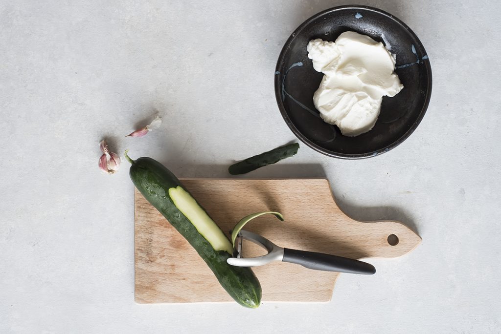 Piadina greca con feta, cetrioli e salsa tzatziki 2 veggie uno