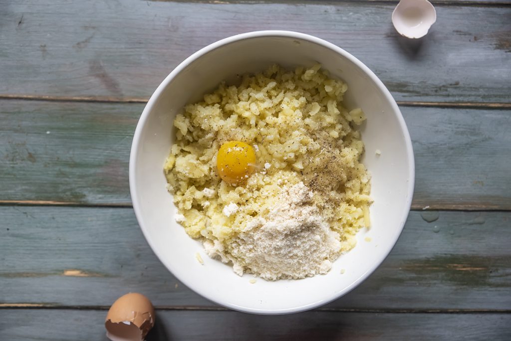 Gateau di patate: passo passo fotografico per una ricetta semplice 2 gateau di patate impasto
