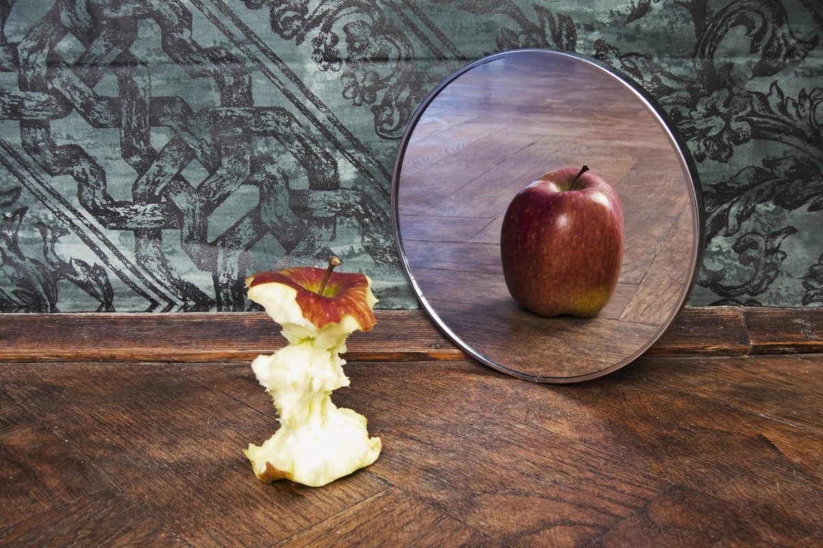 Anoressia: cos'è e come affrontare questo disturbo dell'alimentazione 1 Anoressia nervosa e percezione dismorfica