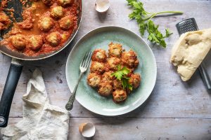 Polpette di pane: la ricetta gustosa al sugo