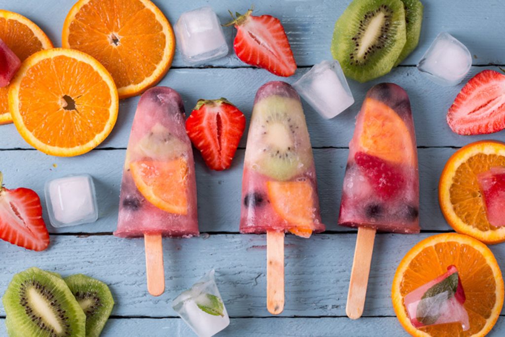 Dolci estivi: 12 ricette light da provare 7 dolci estivi ghiaccioli di frutta e yogurt