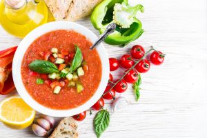 Gazpacho: ricetta e video ricetta, storia e varianti light