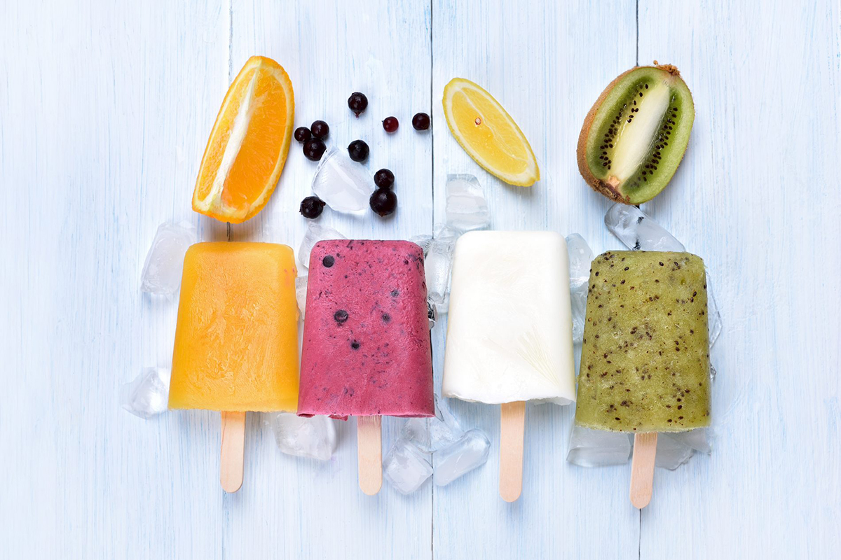 Ghiaccioli fatti in casa: come farli e ricette migliori 2 ghiaccioli di frutta allo yogurt