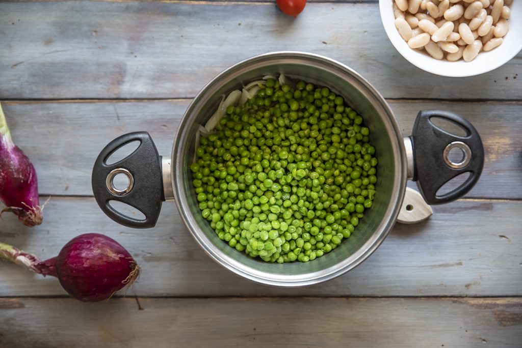 Zuppa fredda di piselli e fagioli cannellini 3 piselli due