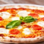 Pizza senza glutine: ricetta base gluten free e come condirla 1 pizza margherita gluten free