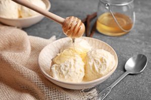 Gelato allo yogurt: la ricetta senza gelatiera