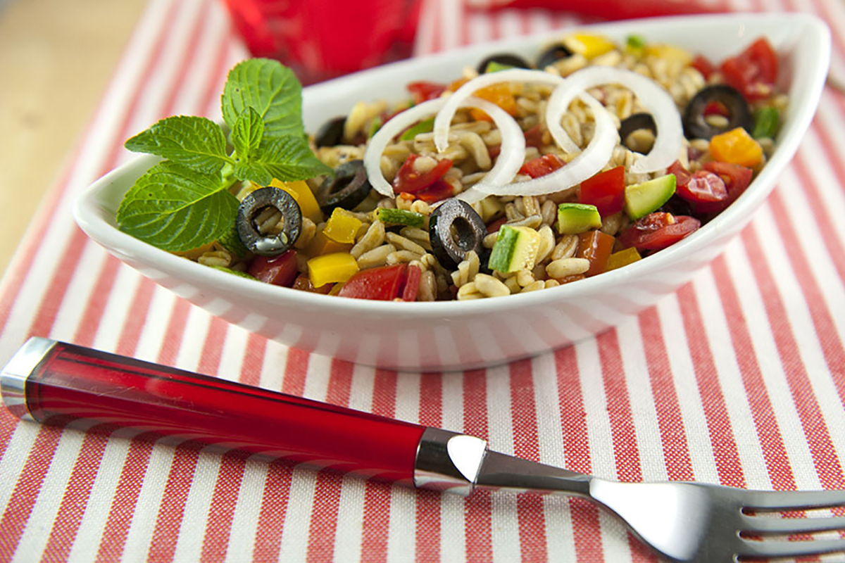 Ricette con kamut: 8 idee nutrienti e leggere 1 ricette con kamut insalata di kamut alla mediterranea