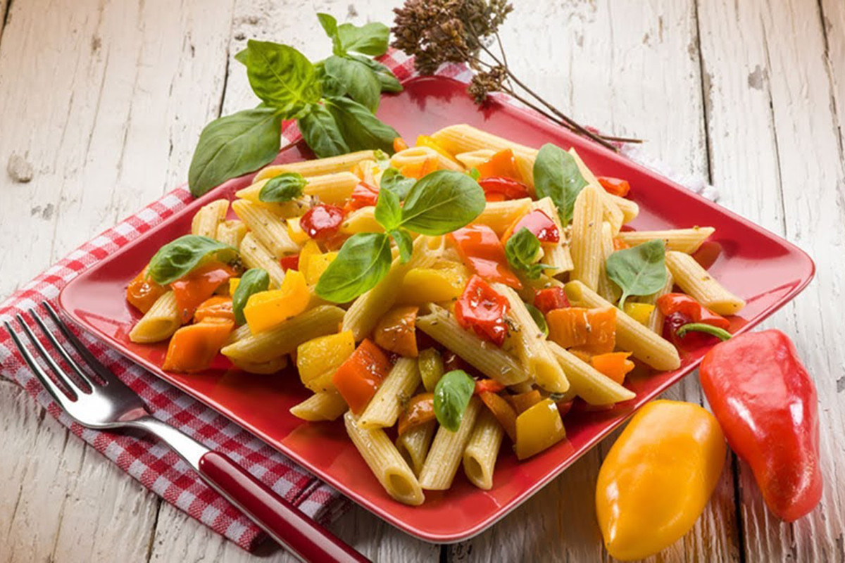 Ricette con kamut: 8 idee nutrienti e leggere 4 ricette con kamut insalata di penne di kamut con peperoni e tonno
