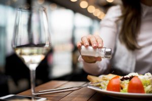 Se mangi troppo salato potresti sentirti pi&ugrave; gonfio