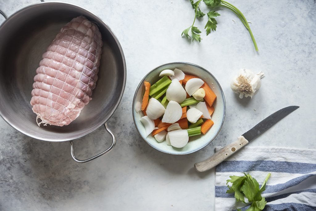 Vitello tonnato, la ricetta piemontese passo passo 3 vitello due