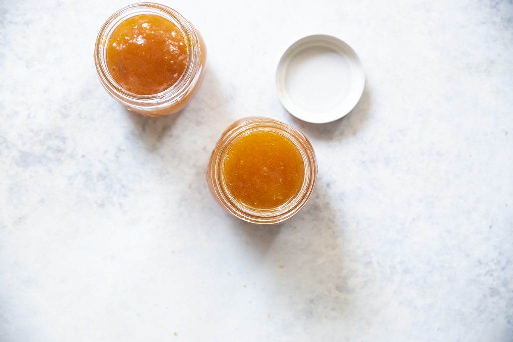 Marmellata di albicocche: fatta in casa con una ricetta sana e light 4 albiocche finale
