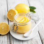 Budino al limone: un dessert light, fresco e dissetante 1 budino al limone