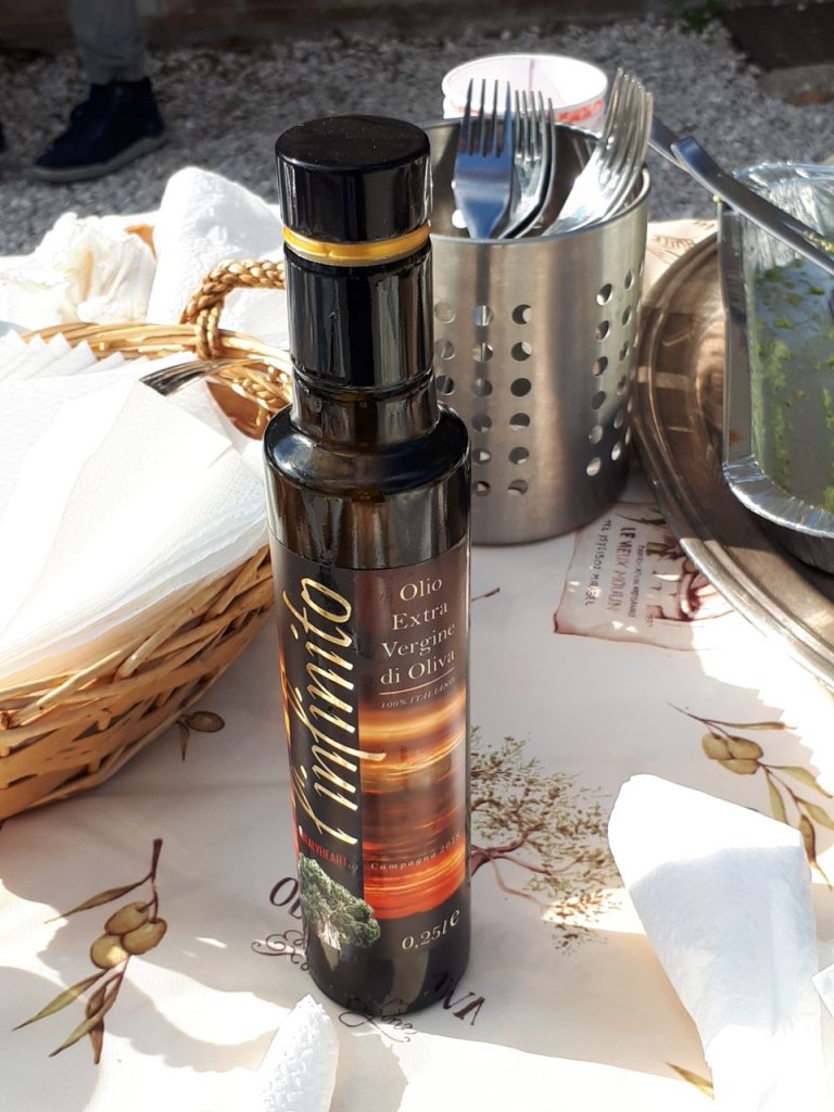 Umbria: a zonzo nel cuore verde dell’Italia 21 olio linfinito 1