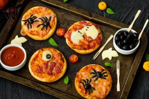 Halloween: pizzette mostruose per la festa dei tuoi bambini