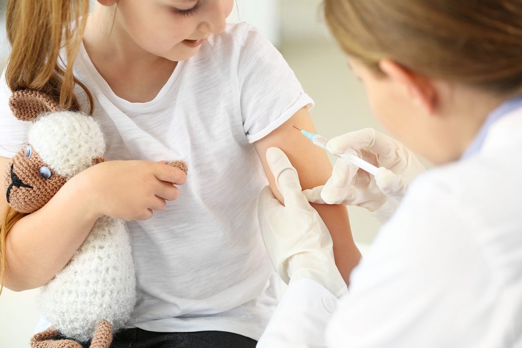 Influenza 2019, al via la campagna di vaccinazione: la guida pratica 2 Vaccino influenza bambini