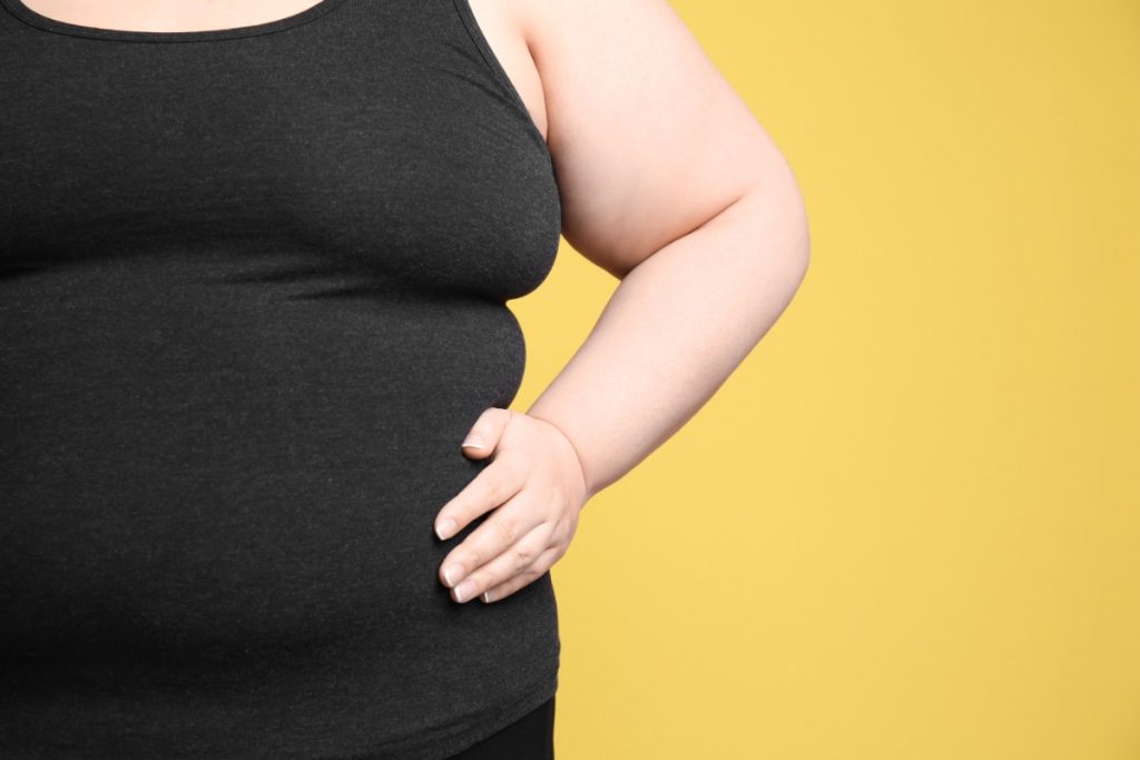 Cefalea, scoperto il legame con l’obesità e grasso addominale 1 emicrania e obesità, scoperto il legame
