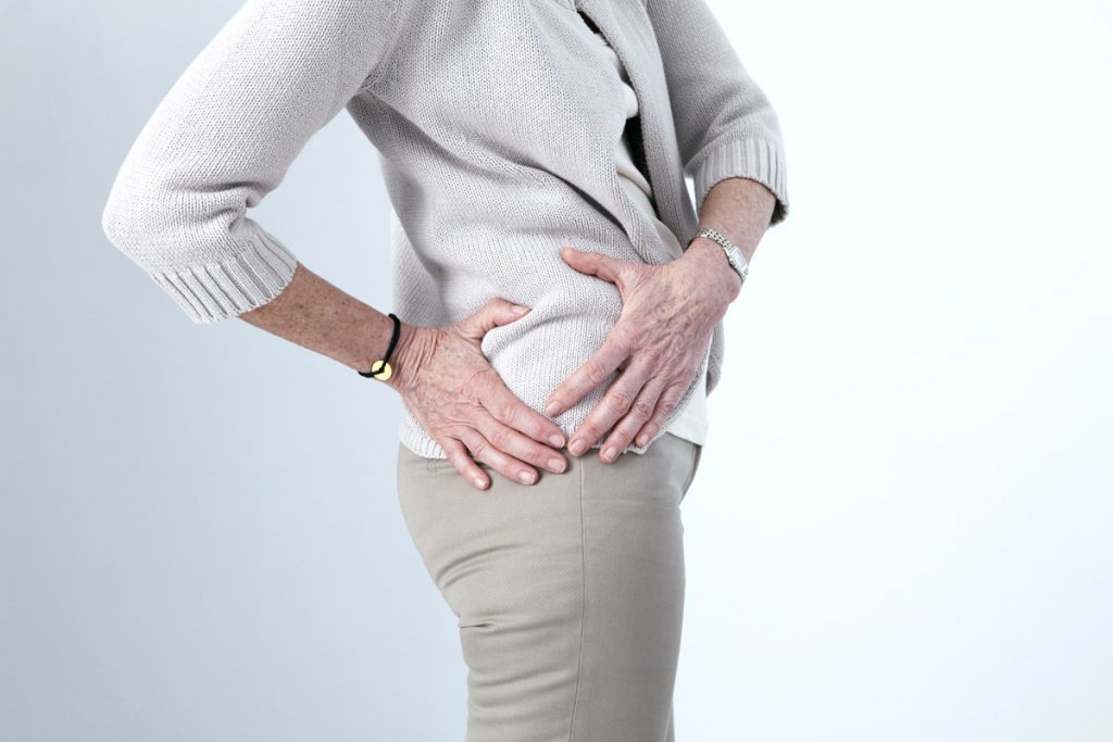 Integratori: troppa vitamina B aumenta il rischio di fratture all'anca in menopausa 1 Vitamina B: assunzione elevata aumenta rischio fratture anca
