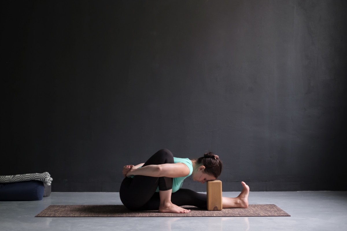 Yoga: cos’è, filosofia, benefici, posizioni, allenamento yoga e tipi di yoga 3 yoga: benefici per corpo e mente