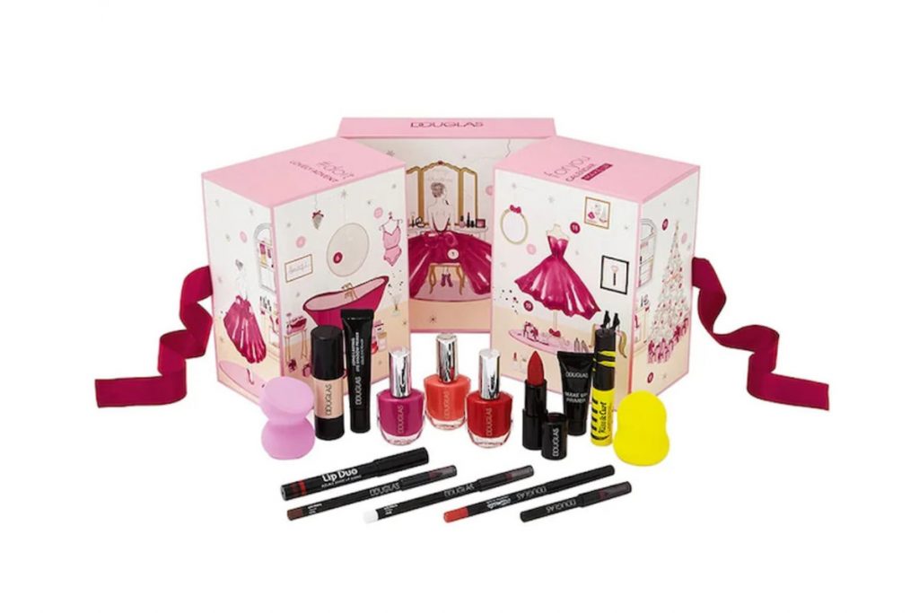 Calendari dell'Avvento: 10 proposte beauty e benessere da regalare o regalarti 5 Calendari Avvento Natale 2019 beauty Douglas make up