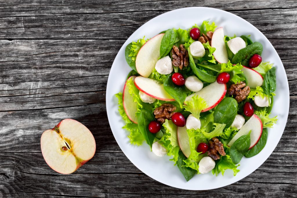3 insalatone autunnali per una pausa pranzo veloce, completa e gustosa 1 insalate autunnali verdura frutta stagione ricette
