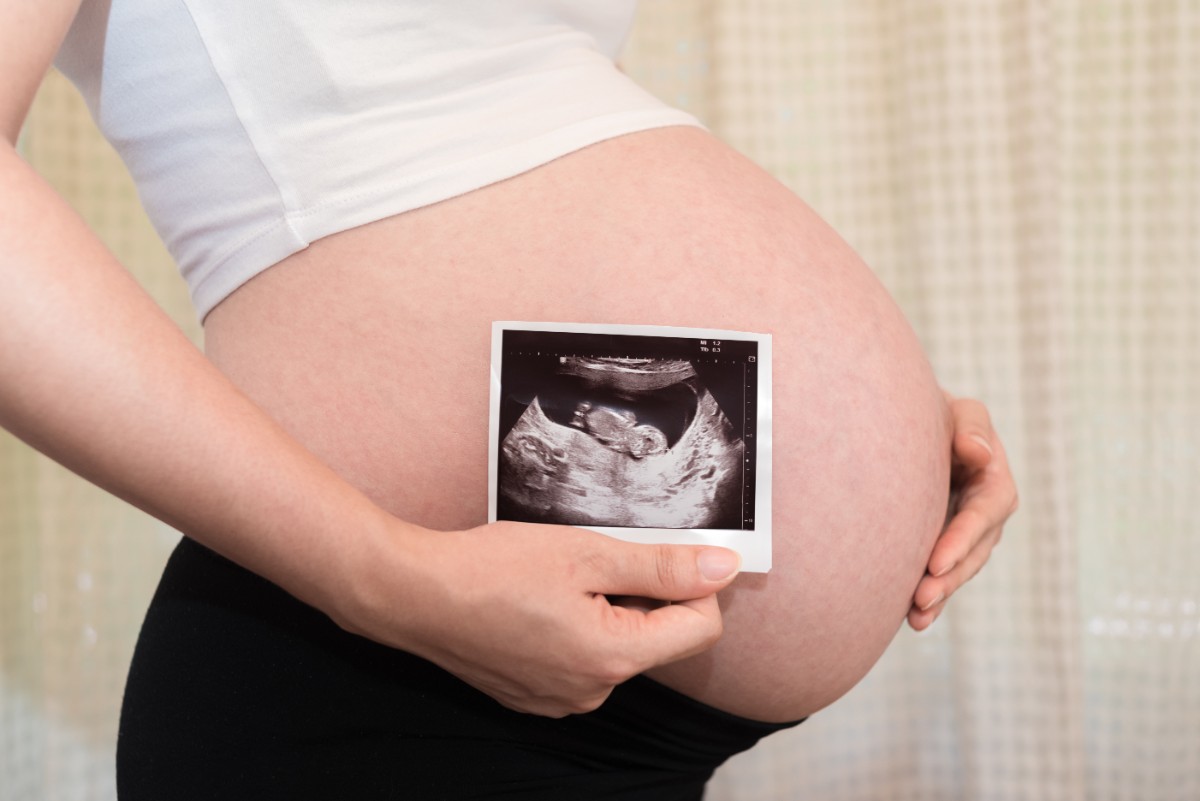 Parto in acqua: cos’è, come si svolge, benefici per mamma e bambino e controindicazioni 4 partorire in acqua: controindicazioni