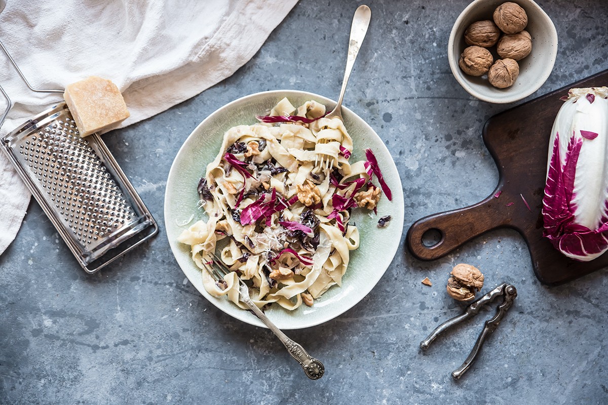Le migliori ricette con radicchio leggere e salutari 7 tagliatelle radicchio e noci
