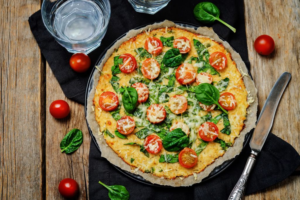 Pizza, 3 alternative da provare se sei stanco della solita base 3 pizza con base di cavolfiore ricetta
