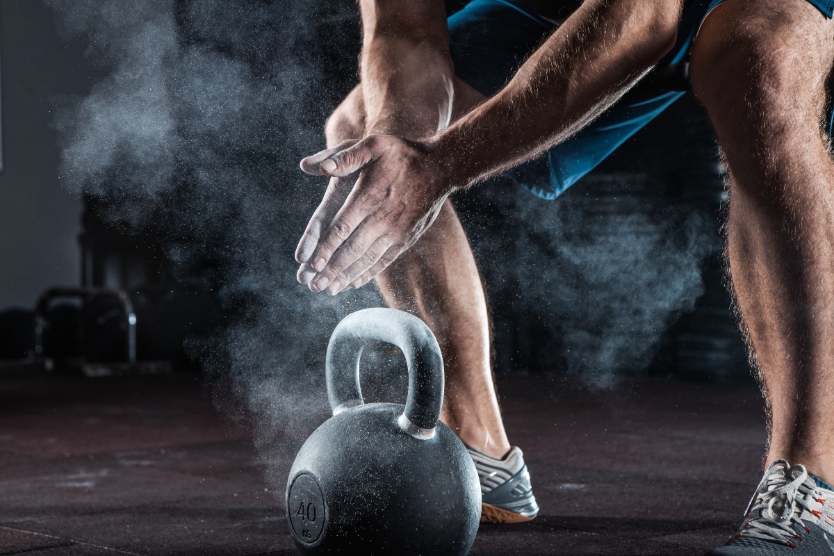 CrossFit: cos’è, allenamento ed esercizi, benefici, cosa mangiare e controindicazioni 10 crossfit: precauzioni