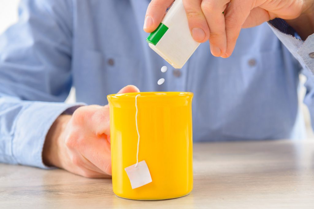 Dolcificanti: usati per dimagrire, possono paradossalmente far prendere peso 1 dolcificanti rischiano di far prendere peso
