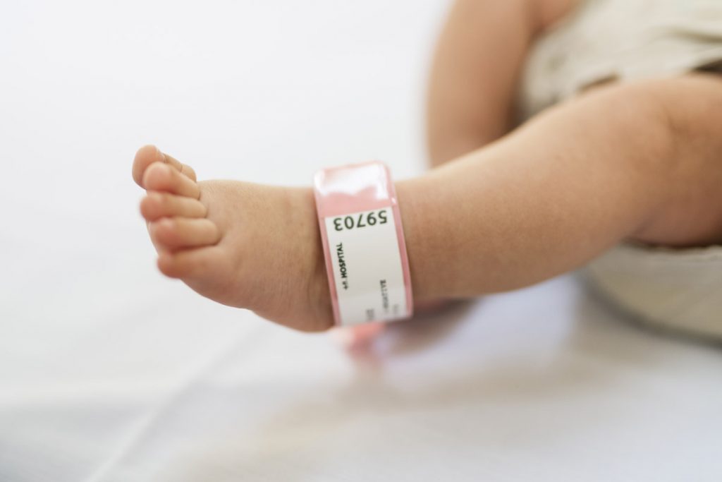 Parto: la guida per vivere con serenità la nascita e le prime settimane con il tuo bambino 2 parto naturale: chi può sceglierlo, posizioni, gestione del dolore