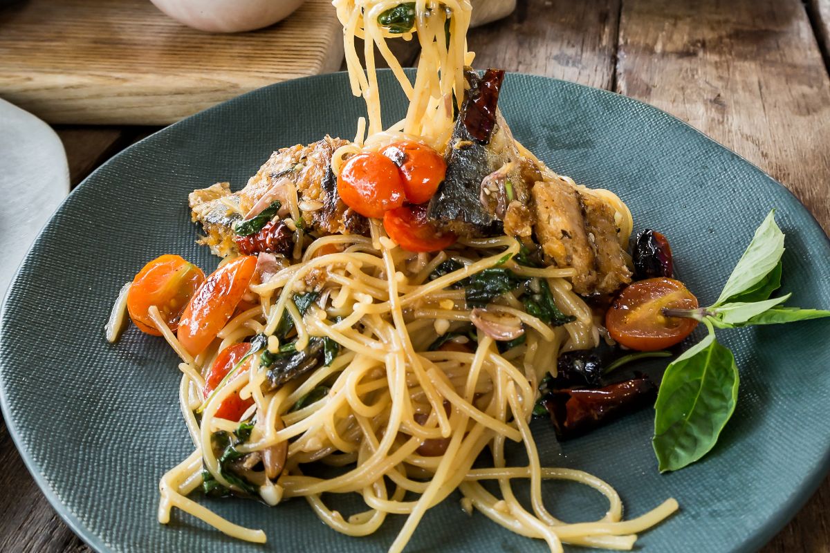Pasta con lo sgombro: una ricetta sana e squisita 2 ricetta pasta con lo sgombro
