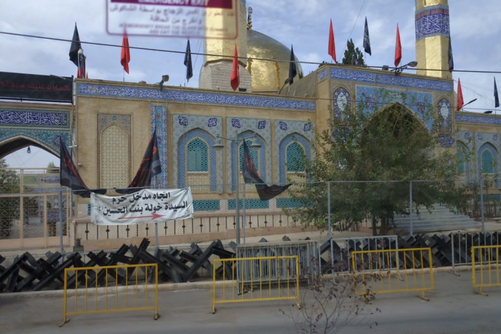 Libano: dalla valle della Bekaa a Tiro 12 Baalbek moschea sciita