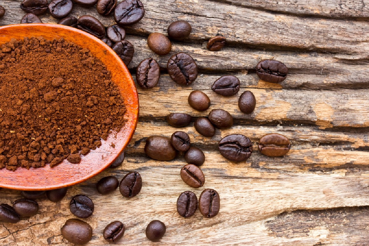 10 cibi da non tenere mai in frigo: scopri quali sono 9 cibi da non tenere in frigo:caffè