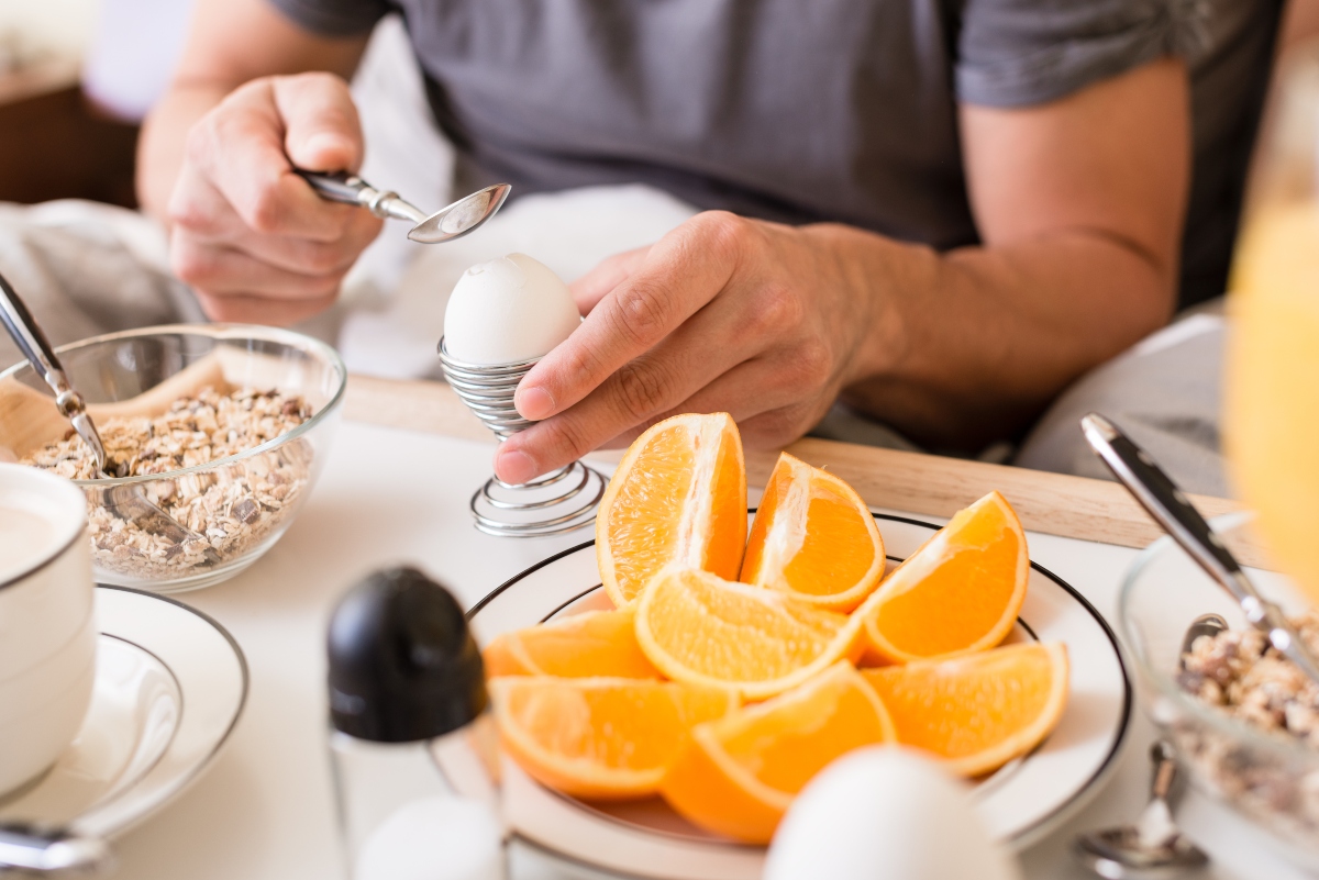 Dieta social: cos’è, come funziona, benefici, esempi di menu e controindicazioni 4 dieta social: piano alimentare