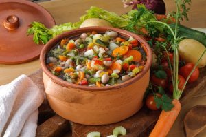 Minestrone di verdure: la ricetta invernale