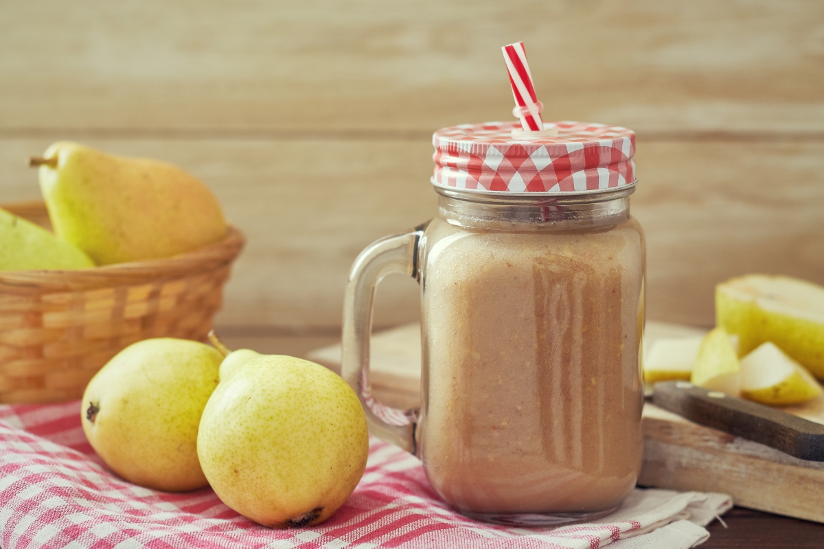 Miele: che cos'è, come viene prodotto, proprietà, benefici e ricette 34 ricette con miele: smoothie di pera