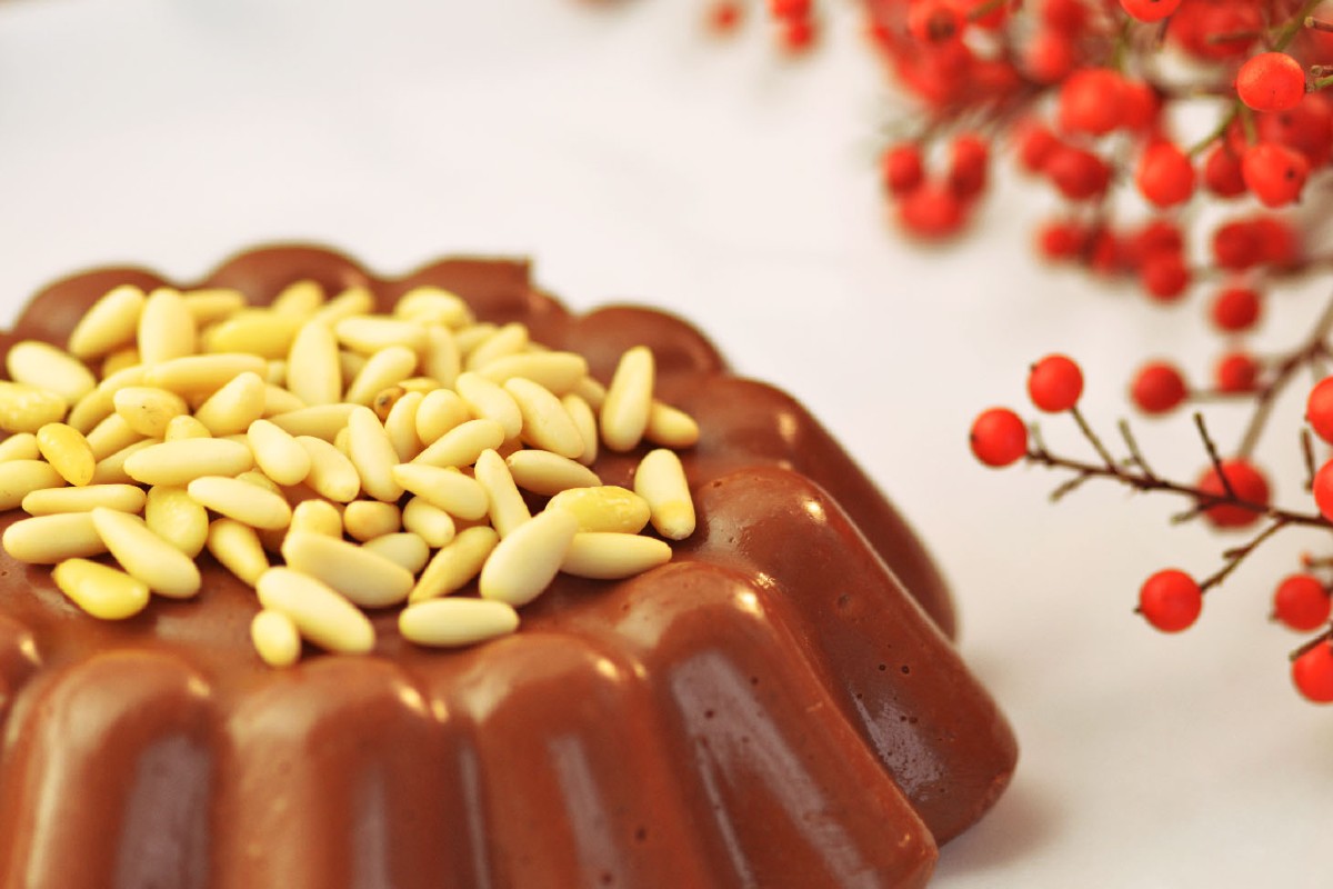Le migliori ricette con i pinoli: dai primi piatti al dolce 11 budino di farina di castagne, cacao e pinoli