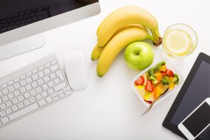 Frutta: &egrave; meglio mangiarla ai pasti o lontano dai pasti?