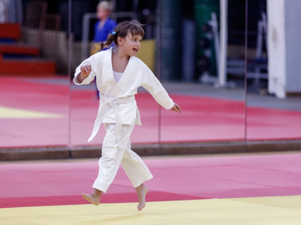Judo: storia, filosofia e codice morale, tecniche e allenamento, benefici e controindicazioni 16 judo bambini benefici