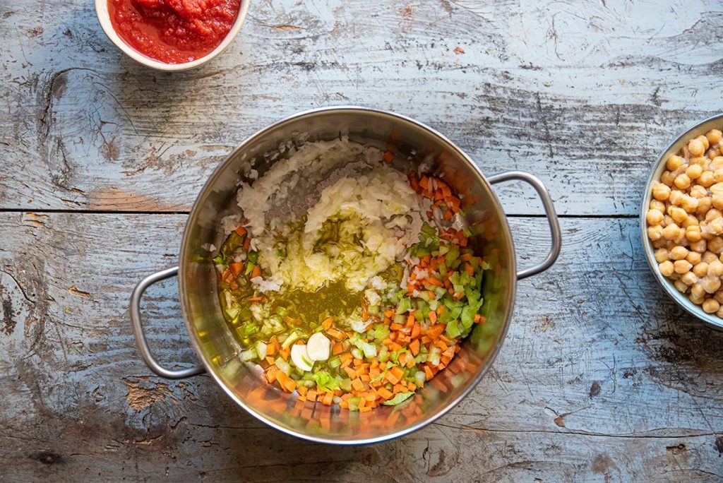 Pasta e ceci: una ricetta veloce, facile e nutriente 2 pasta e ceci casseruola