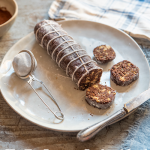 Salame di cioccolato light, senza burro e uova 1 salame al cioccolato