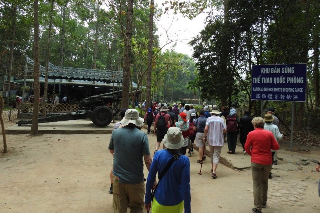 Viaggio in Vietnam: il Sud e il Centro tra templi, mare, frutta esotica e grattacieli 4 zona tunnel di cu chi 3