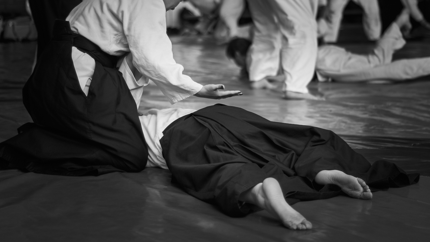 Aikido: cos’è, filosofia, allenamento, abbigliamento, benefici e controindicazioni 10 aikido: tecnica cadute